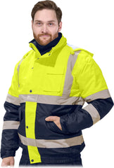 REFLEKTIERENDE SCHUTZJACKE MIT ISOLIERUNG FÜR DEN AUSSENDIENST
