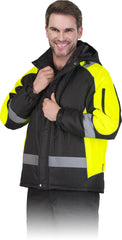 SCHUTZJACKE MIT ISOLIERUNG AUS POLYESTER UND REFLEKTIERENDEN ELEMENTEN