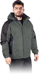 SCHUTZJACKE MIT ISOLIERUNG AUS POLYESTER UND REFLEKTIERENDEN ELEMENTEN