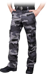 PANTALON DE PROTECTION CAMOUFLAGE AVEC JAMBES DÉTACHABLES