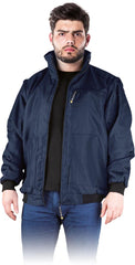 WINTERJACKE MIT ABNEHMBAREN ÄRMELN UND FLEECE-ISOLIERUNG