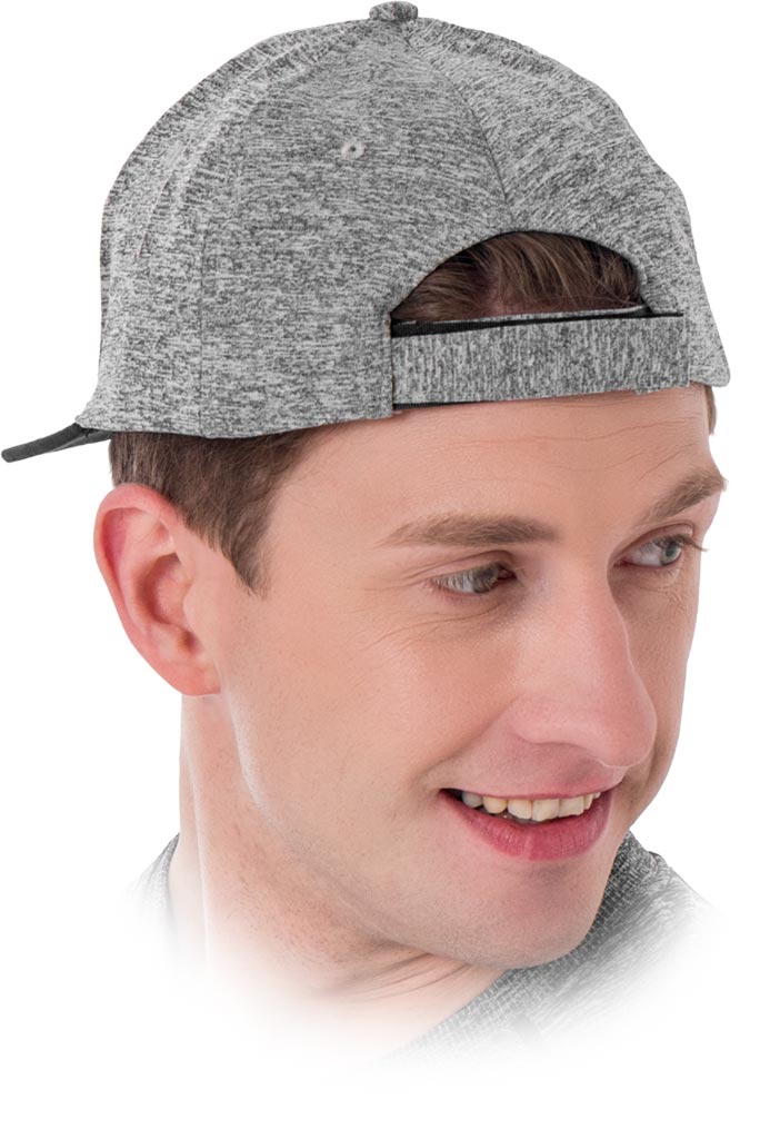 CZAPKA Z PROSTYM DASZKIEM I USZTYWNIONYM PRZODEM, POLIESTER 100%