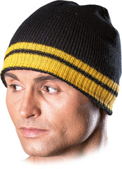 WINTER WARMTH ESSENTIAL: INSULATED ACRYLIC CAP WITH POLYESTER FLEECE LINING